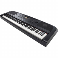 Yamaha DGX 670 Review